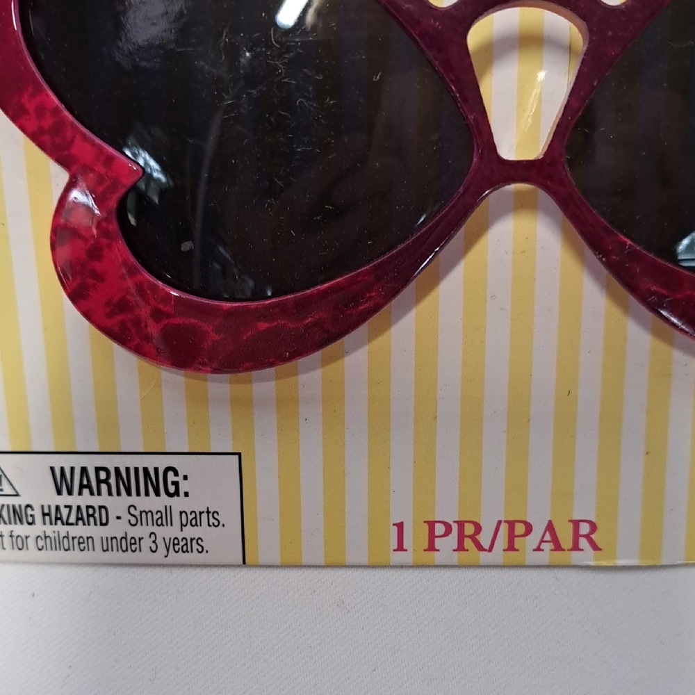 Disney Fancy Nancy Heart Sunglasses - Red - Picture 2 of 11